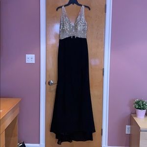 Prom/formal dress